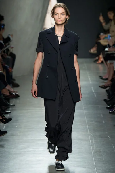Look 29